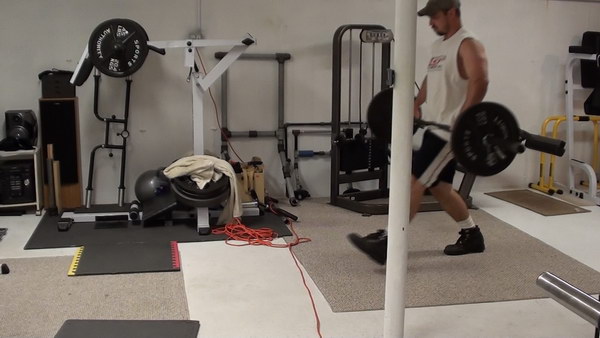 Get Better Legs and Killer Cardio Training With Bar-In-Front Walking Lunges