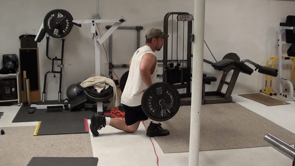 Get Better Legs and Killer Cardio Training With Bar-In-Front Walking Lunges