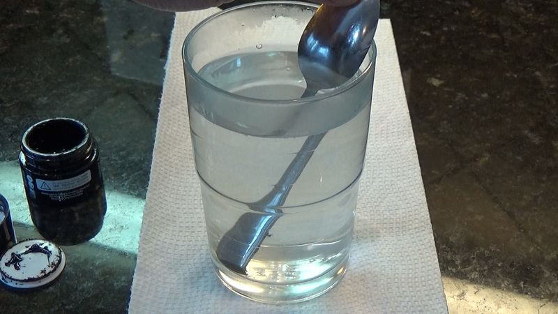 Dissolving shilajit resin in hot water