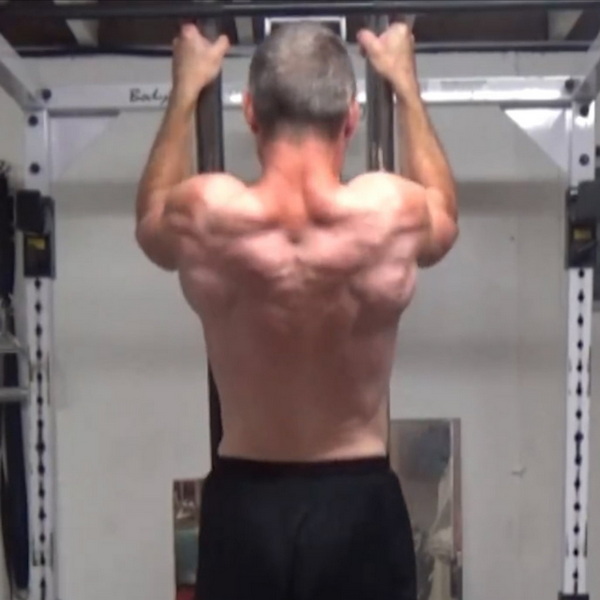 Two Vertical Bar Fat End Pull-Ups (leaning on rack)
