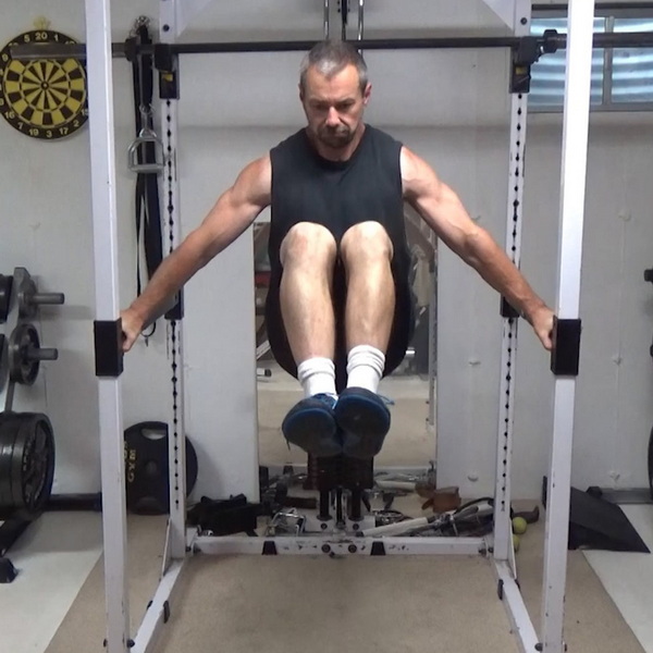 Rack-Rail Leg/Knee Raises