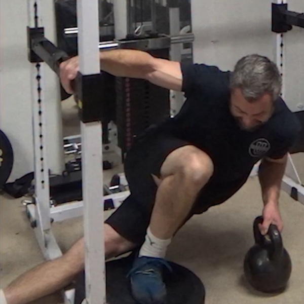 Kettlebell Speedskater Squats